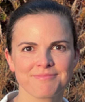 Dr. Iris Kamellor